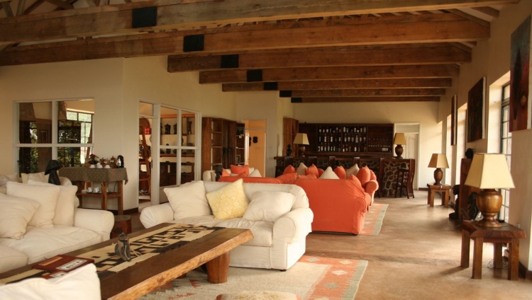 Clouds Mountain Gorilla Lodge -  Lobby